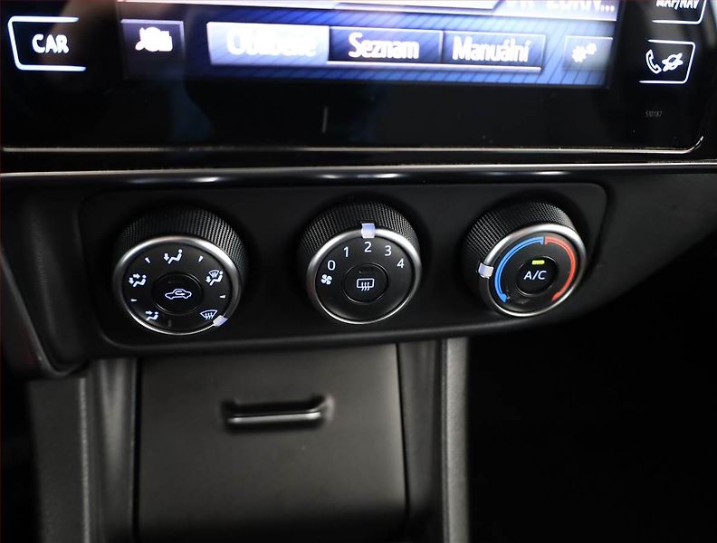 Toyota Corolla (2019) 1.6 Valvematic, ČR,1.maj - fotka 10 z 17