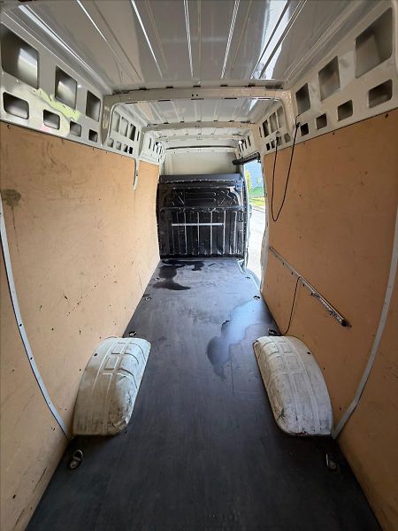 Iveco Daily 3,0 70C18HA8V 18cm3 - fotka 18 z 46