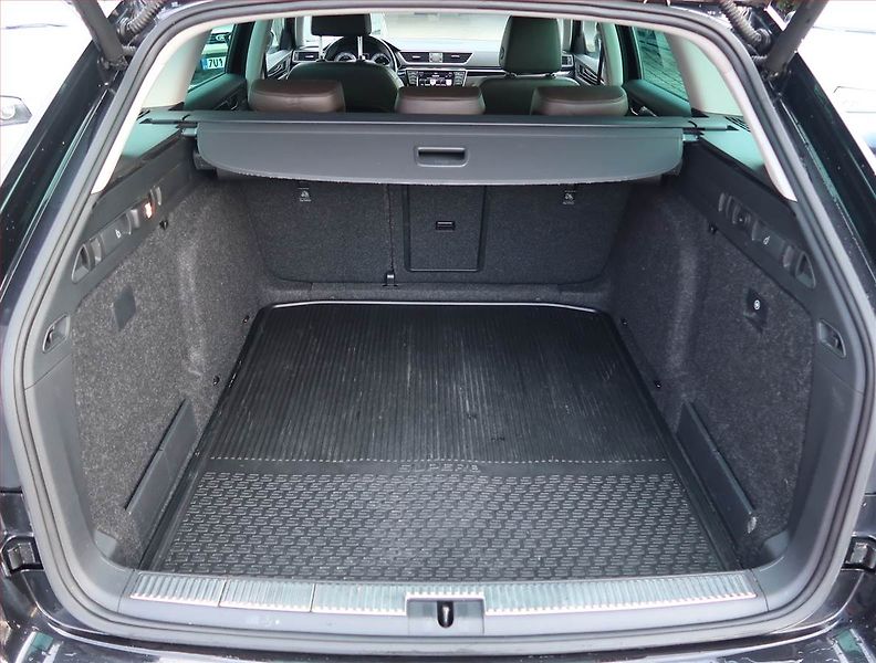 Škoda Superb (2016) Laurin&Klement 2.0 TDI - fotka 14 z 17