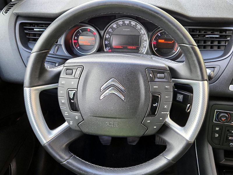 Citroën C5 2,0HDi 120kW SERV.KN,ROZVODY  - fotka 36 z 43