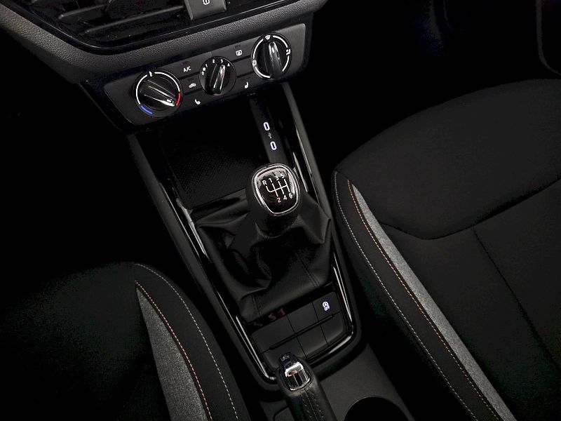 Škoda Scala (2025) 1.0TSi 85kW SELECTION - fotka 21 z 25