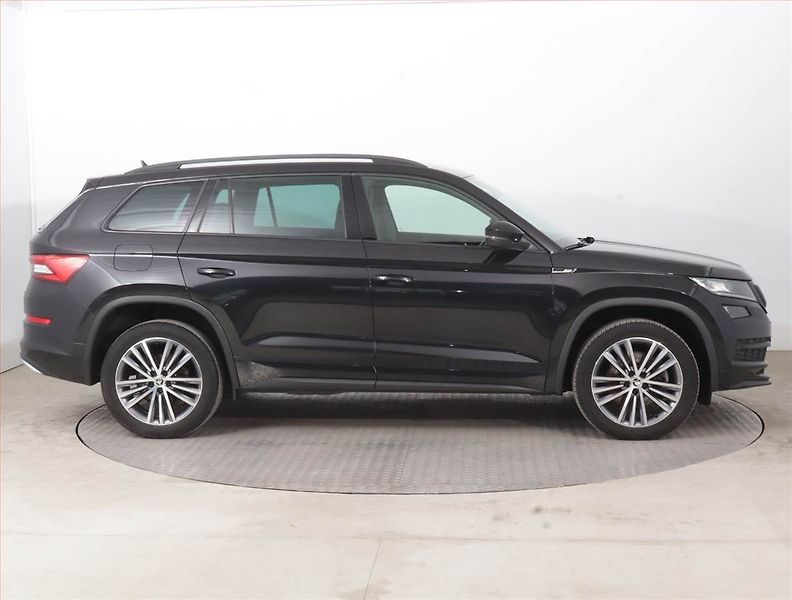 Škoda Kodiaq (2019) Sportline 2.0 TDI 4x4 - fotka 6 z 17