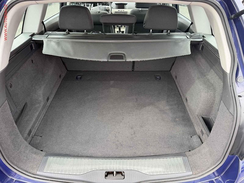 Opel Astra (2007) 1.4i 16V, ČR, AC, temp - fotka 6 z 14