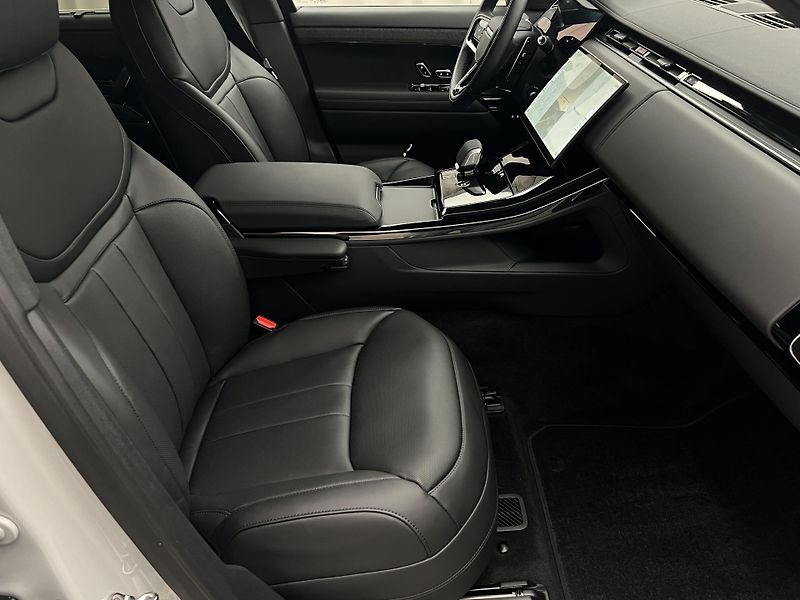 Land Rover Range Rover Sport (2026) D300 DYNAMIC HSE AWD Aut - fotka 17 z 60