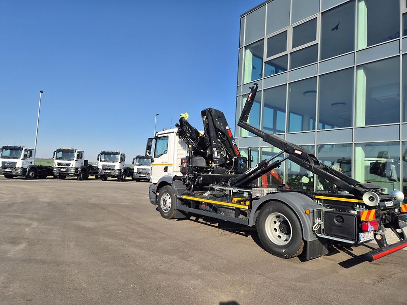 MAN TGM 18.320 HIAB 158 KONTEJNER 10T - fotka 12 z 12