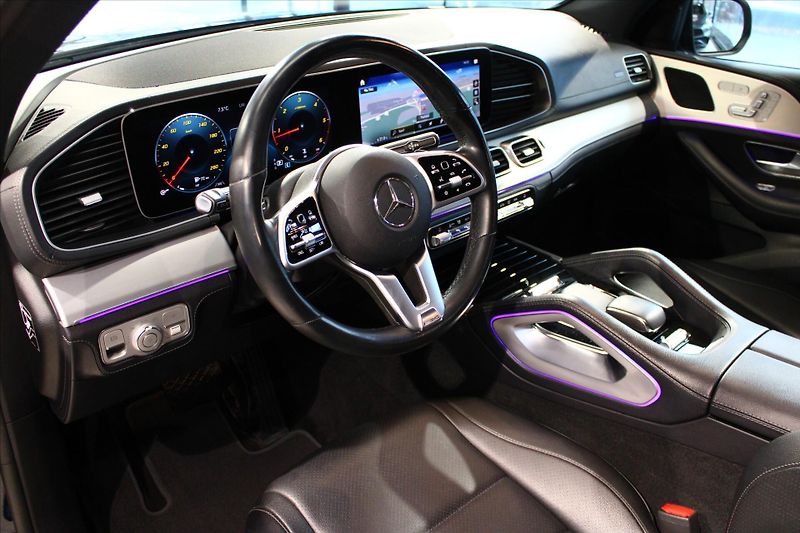 Mercedes-Benz GLE 300d 4MATIC AMG Line 7Míst/Nig - fotka 9 z 34