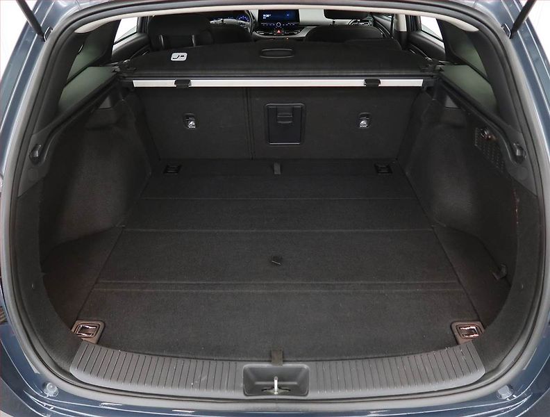 Hyundai i30 (2021) Smart 1.5 T-GDI MHEV, Automat - fotka 14 z 22