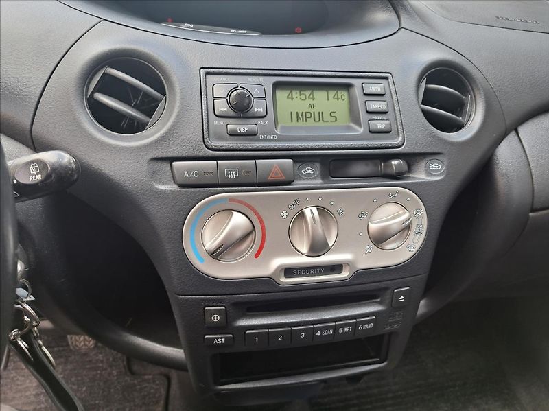 Toyota Yaris 1,4 D-4D - fotka 22 z 39