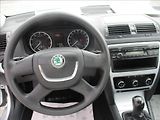 Škoda Octavia 1,4 TSI, klima, serv. kniha, - náhled 14