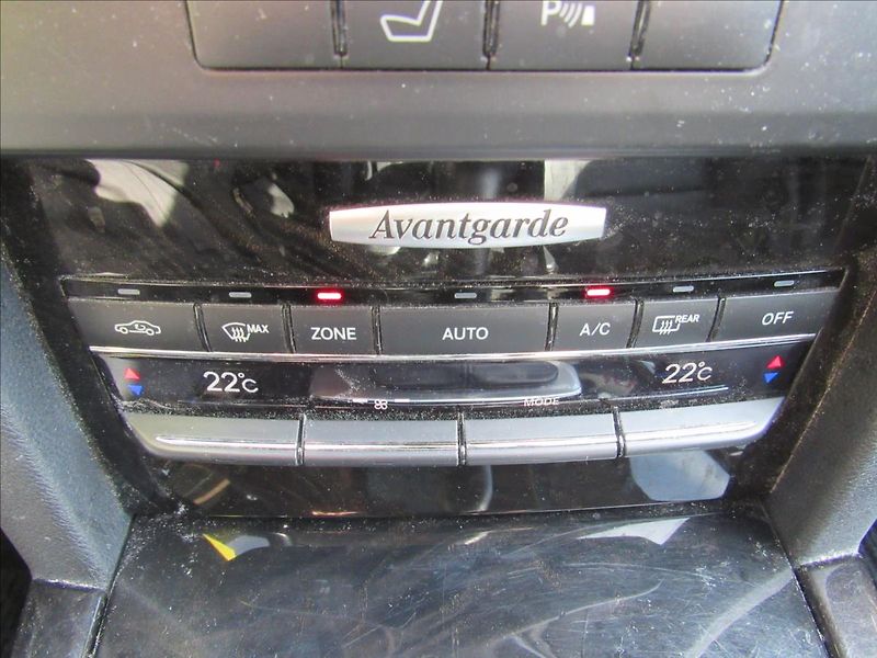 Mercedes-Benz Třídy E 2,1 E 250 CDI 150kW Avantgarde - fotka 19 z 38