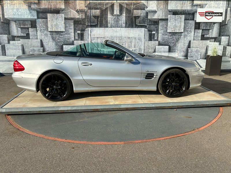Mercedes-Benz SL (2002) 5.0 V8, 225KW - fotka 14 z 31