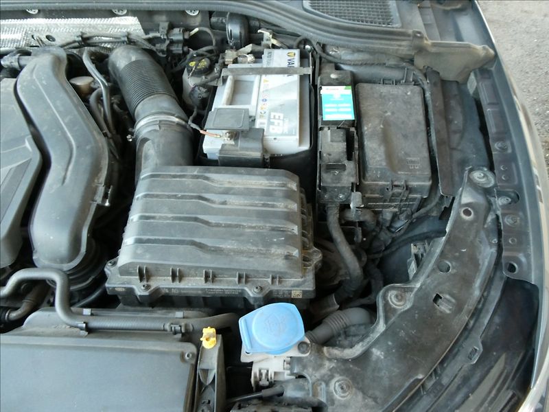 Volkswagen Golf 1,5 TSi 110kW Style,2xkola,DPH - fotka 45 z 47
