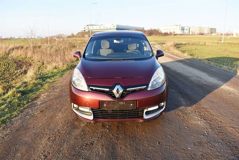 Renault Scénic 1,2 Tce PARIS,NAV,TZ,AKCE! - fotka 2 z 17