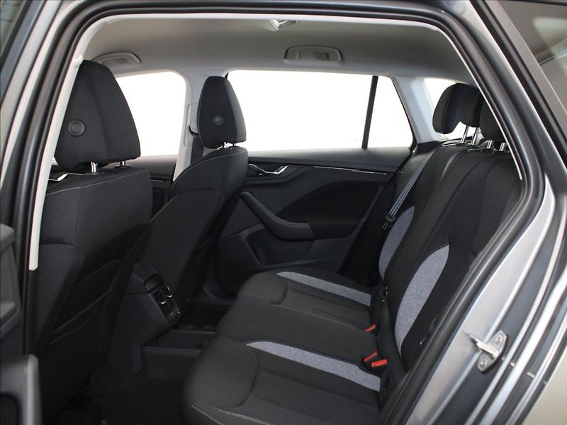 Škoda Kamiq 1,0 TSi 85kW Sel. 5L.Záruka - fotka 7 z 24