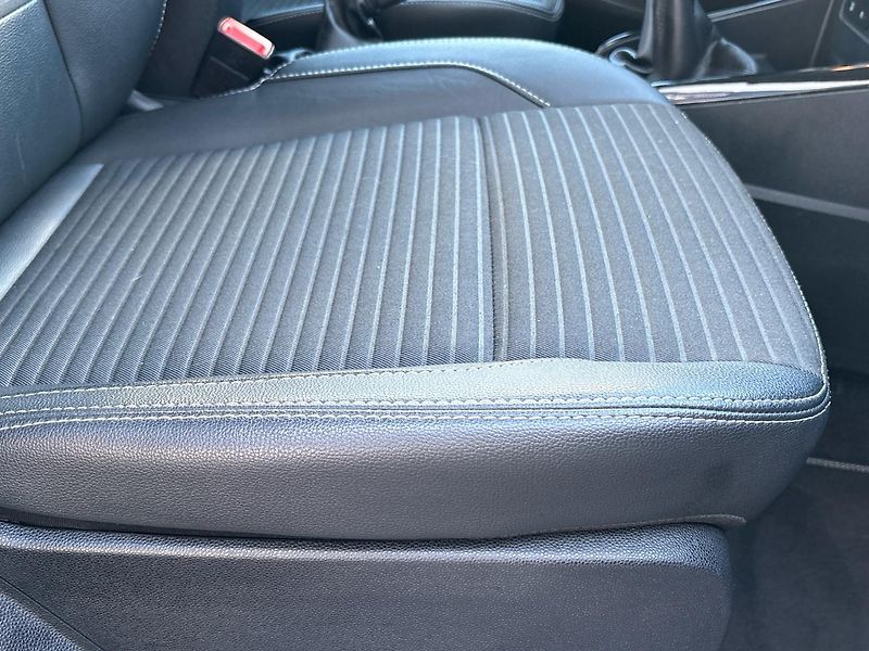 Ford EcoSport (2018) 1.0 EcoBoost Winter Packet - fotka 14 z 44