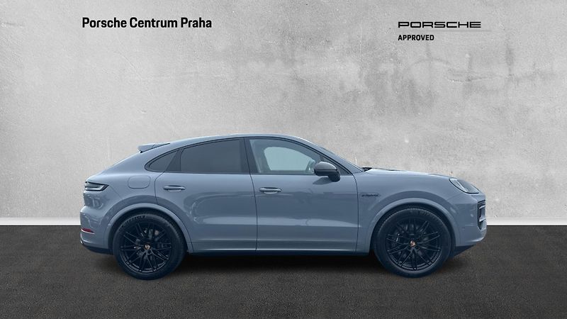 Porsche Cayenne (2026) E-Hybrid - fotka 5 z 30