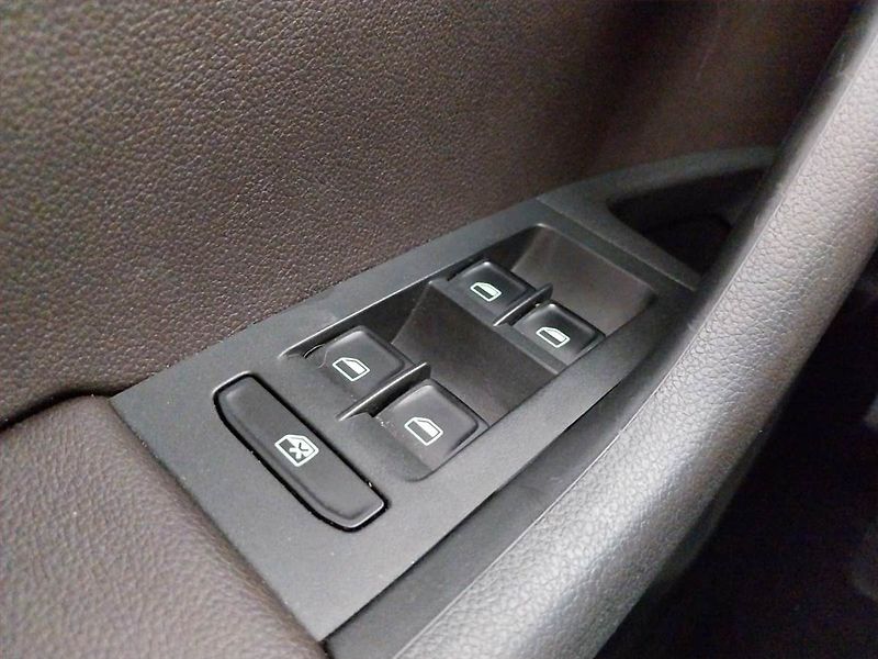 Škoda Octavia (2015) Laurin&Klement 2.0 TDI, 4X4 - fotka 27 z 31