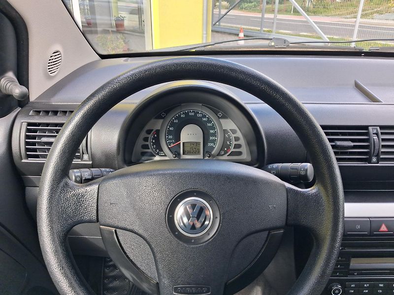 Volkswagen Fox (2007) KLIMA BEZ KOROZE PO ROZVODECH - fotka 20 z 28