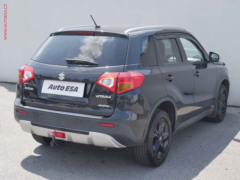 Suzuki Vitara (2016) 1.4 BoosterJet 4x4, ČR, AC - fotka 4 z 15