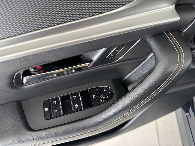 Mazda CX-60 2,5 PHEV*AWD*241kW*REZERVACE! - fotka 29 z 34
