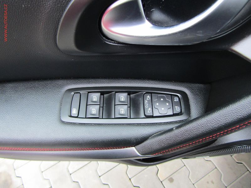 Renault Kadjar (2019) 1.3TCe, Black Edition, AT - fotka 12 z 20
