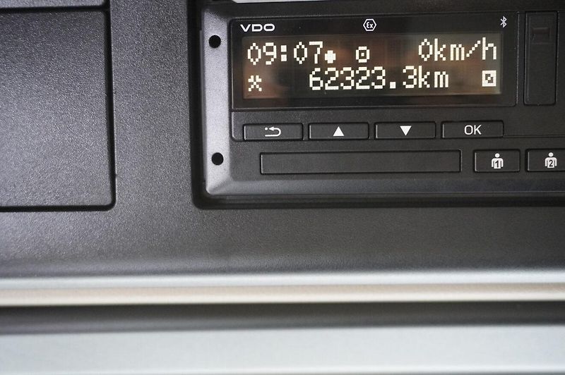 Mercedes-Benz Actros (2022) 2545 MP5 / 60 tho. km / crane - fotka 4 z 24