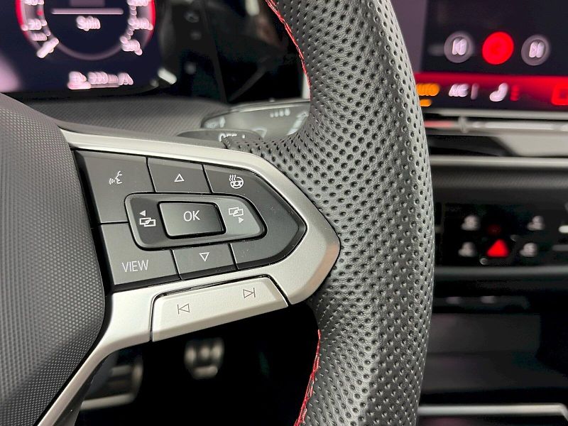 Volkswagen Golf (2025) GTI 2.0 TSI 195kW DSG - fotka 30 z 34