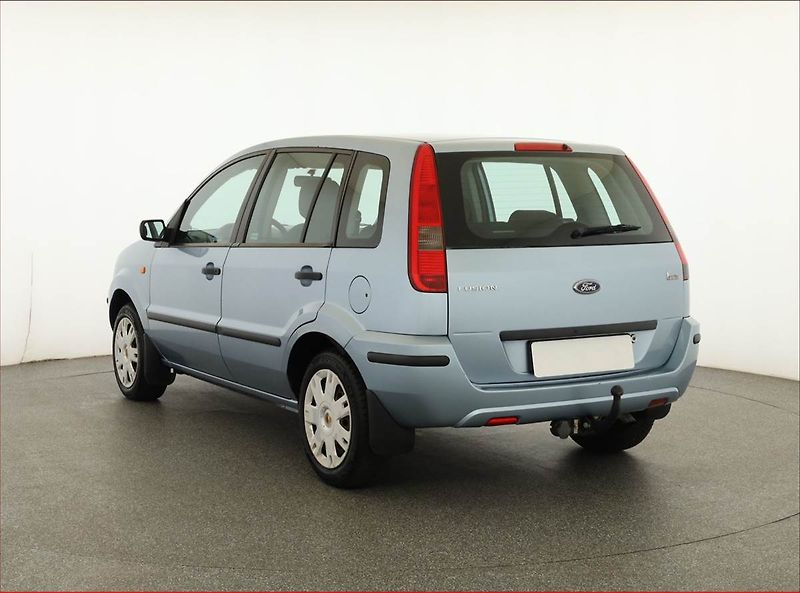 Ford Fusion (2005) 1.4, ČR,1.maj, nová STK, Tažné - fotka 4 z 12