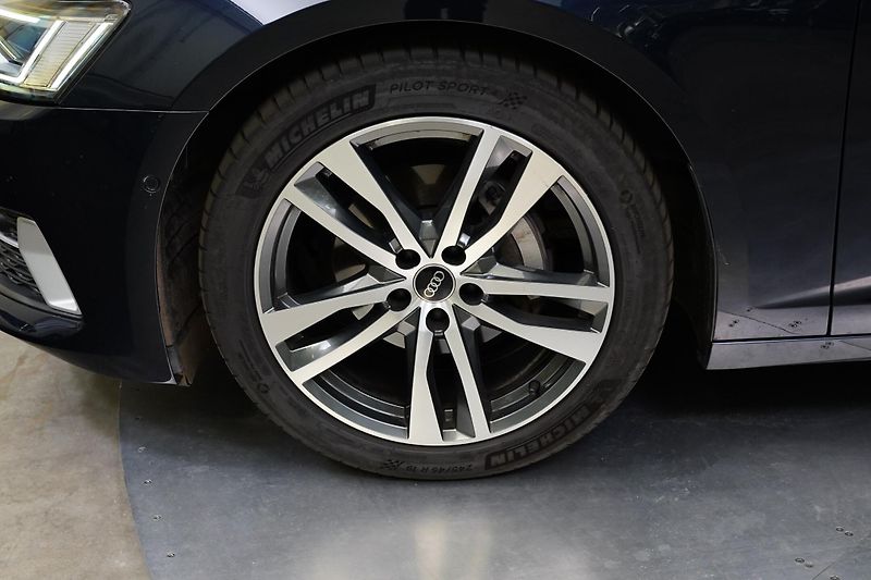Audi A6 - fotka 10 z 27