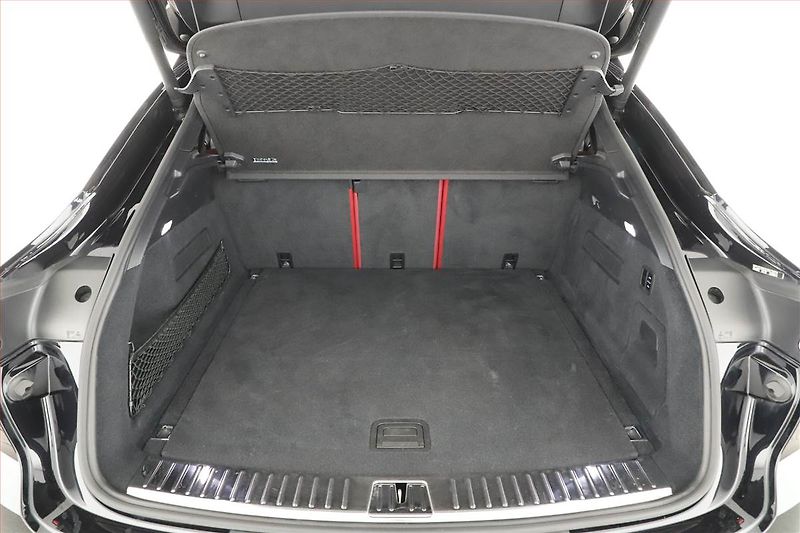 Porsche Cayenne (2020) E-Hybrid - fotka 20 z 22