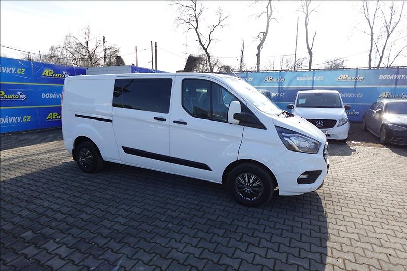 Ford Transit Custom 2,0 TDCI  L2H1 6MÍST KLIMA - fotka 6 z 35