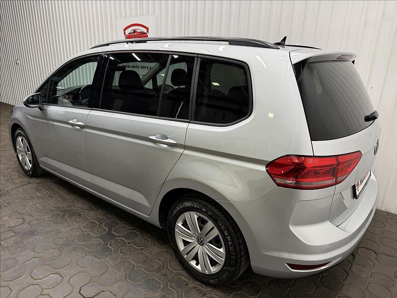 Volkswagen Touran 2.0TDI 2XKOLA 1MAJITEL 84KM! - fotka 6 z 37