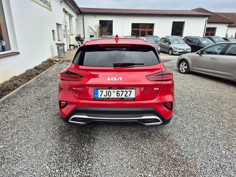 Kia XCeed (2022) 1.5i TOP  NOVE V CZ EXKLUSIVE - fotka 6 z 37