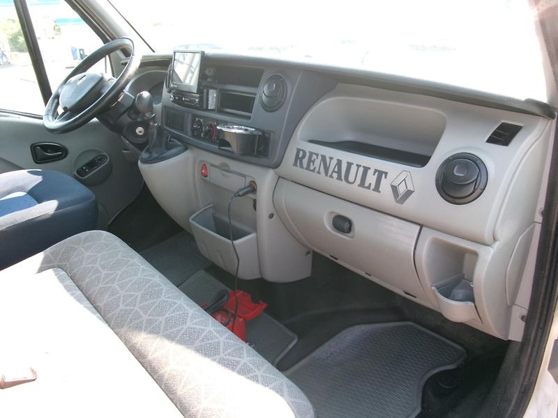 Renault Master (2007) 2,5 dCi TAŽNÉ  - fotka 17 z 18
