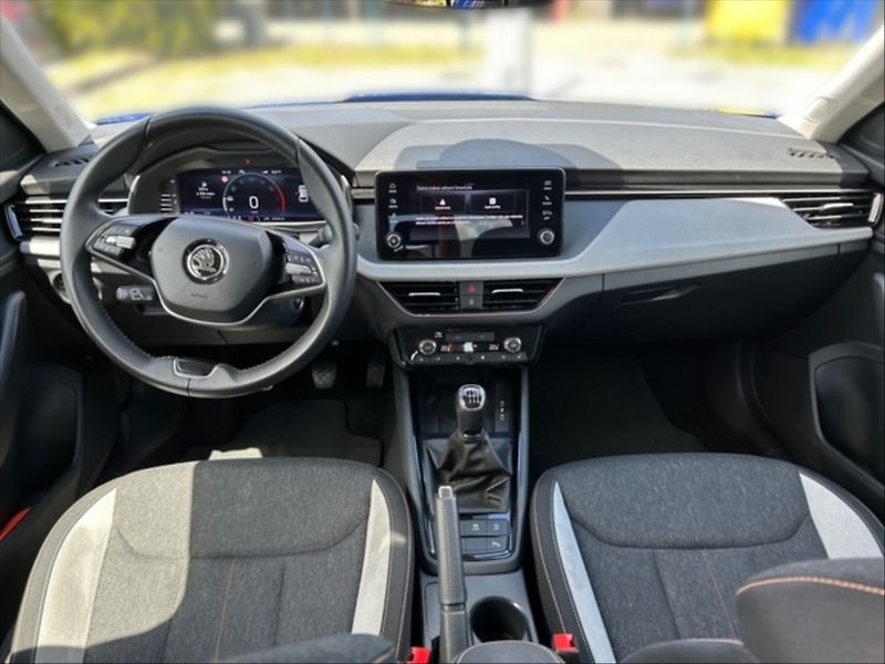 Škoda Kamiq 1,0 TSI First edition - fotka 9 z 11