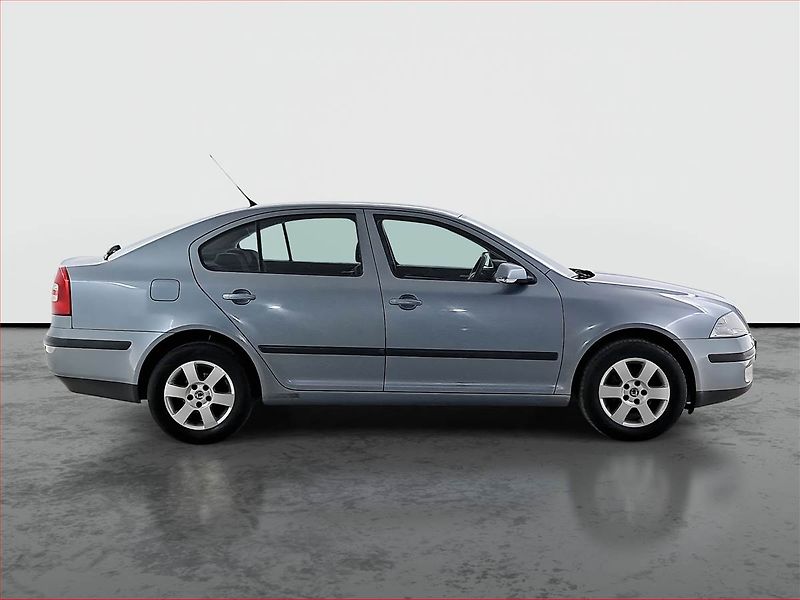 Škoda Octavia (2005) 1.6, po STK, CZ doklady - fotka 6 z 17