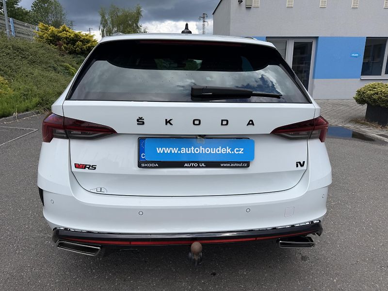 Škoda Octavia Kombi RS HYBRID 180kW aut.  - fotka 5 z 23