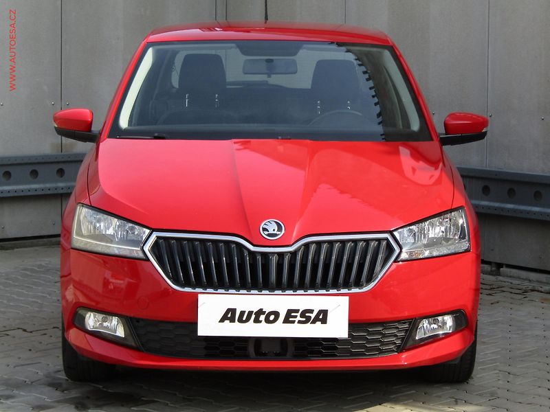 Škoda Fabia (2018) 1.0 TSi, ČR, AC, temp - fotka 2 z 19