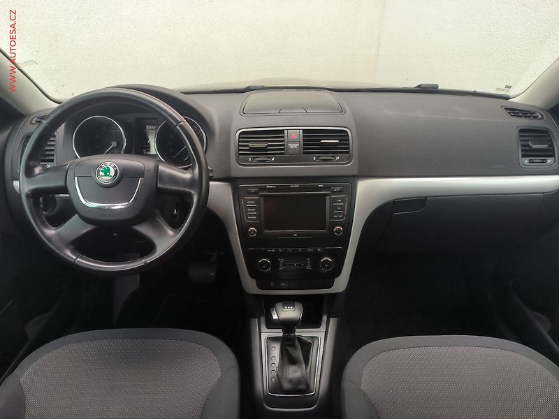 Škoda Yeti (2011) 1.2 TSi, Ambition, DSG - fotka 8 z 17