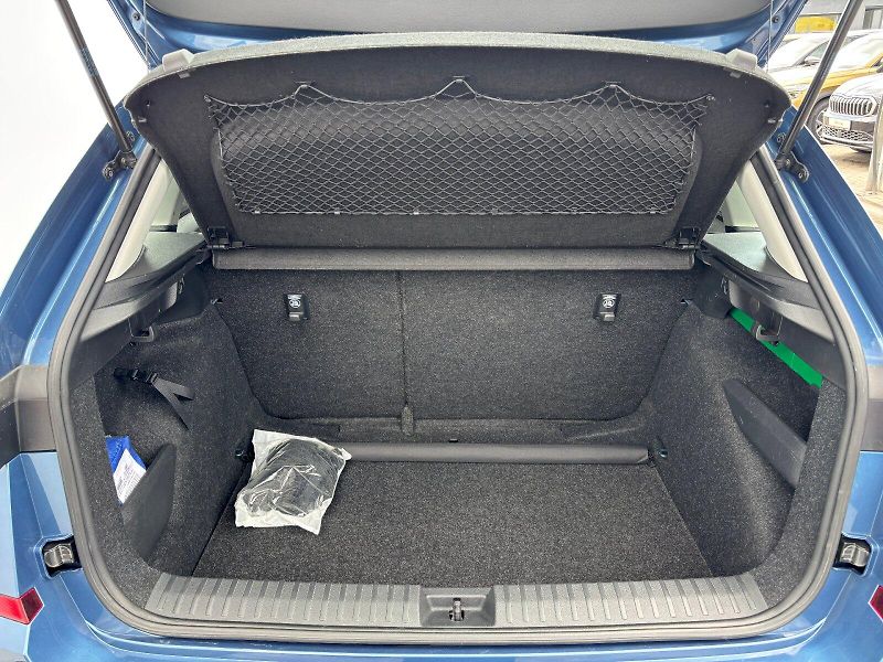 Škoda Kamiq (2021) 1.6 TDI 85kW Style - fotka 33 z 35