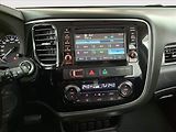 Mitsubishi Outlander (2017) 2.2 DI-D, 4X4, Automat - náhled 12