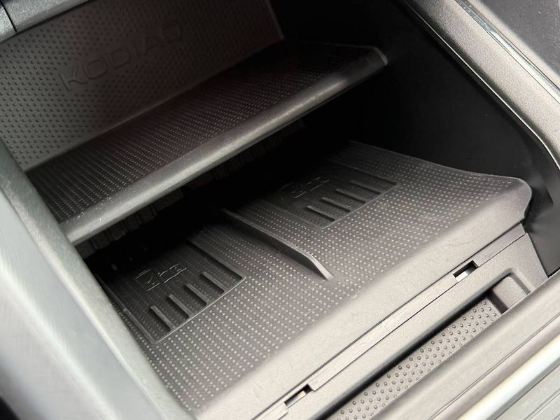 Škoda Kodiaq Selection 2,0 TDI 142 kW 4x4 7 - fotka 30 z 40