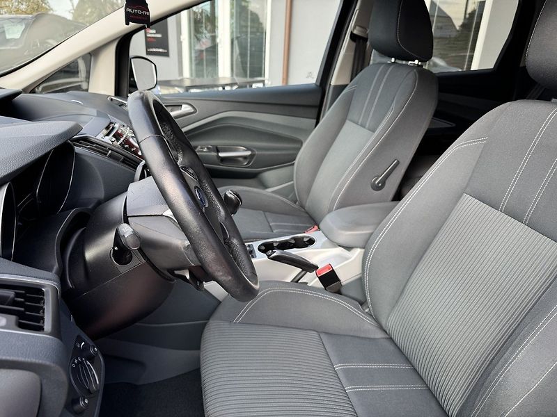 Ford C-MAX (2011) 1.6i Ti-VCT Titanium Xenony - fotka 26 z 49
