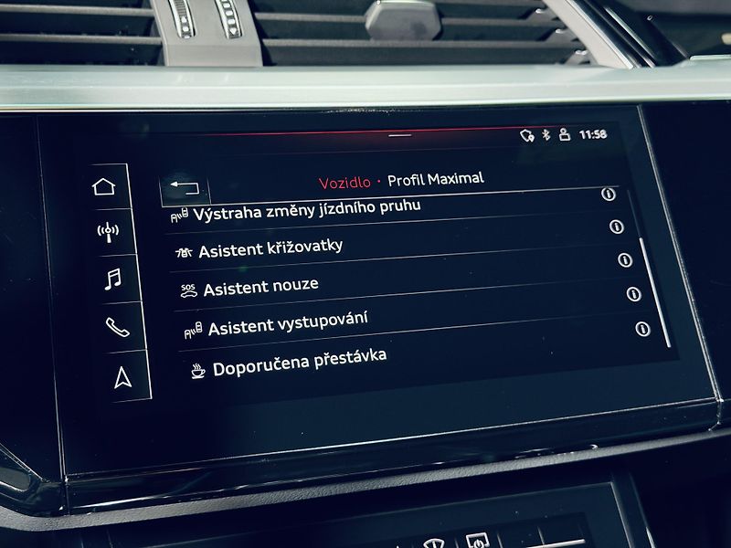 Audi e-tron (2020) 55*S-LINE*QUATTRO*REZERVACE - fotka 32 z 45