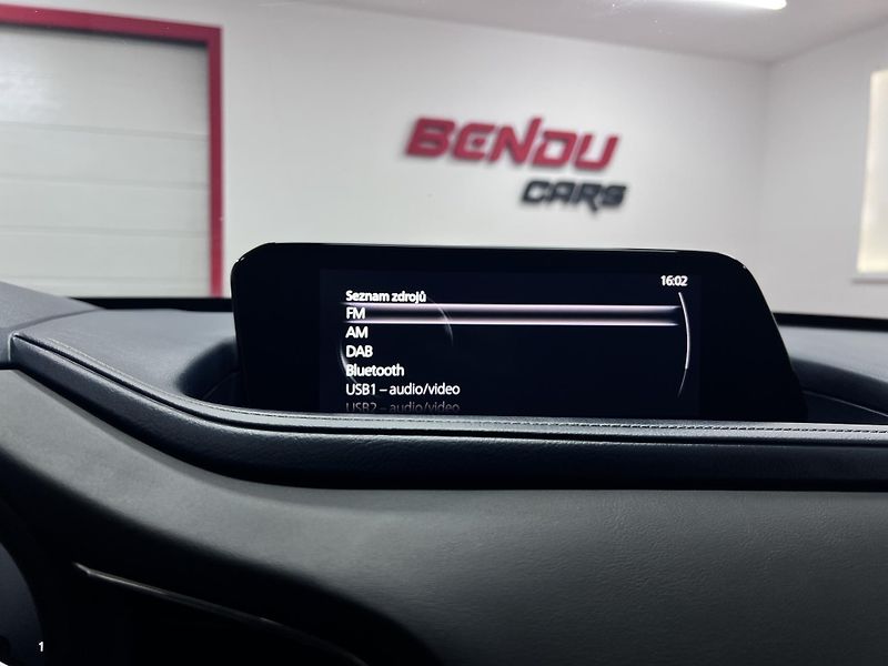 Mazda CX-30 2.0i Skyactiv-G 110 kW Bose - fotka 24 z 38