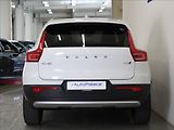 Volvo XC40 2,0 D4 AWD Mom.PRO Pilot Tažné - náhled 3