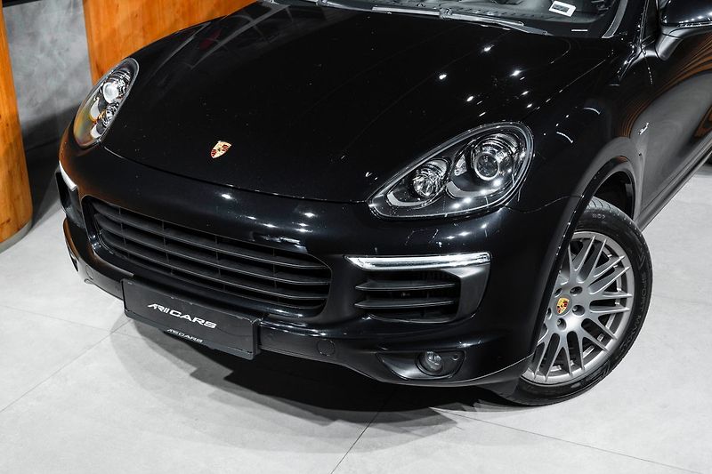 Porsche Cayenne Diesel Platinum - fotka 4 z 20