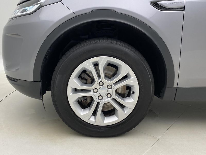 Land Rover Discovery Sport D150 S AWD AUT CZ - fotka 35 z 43
