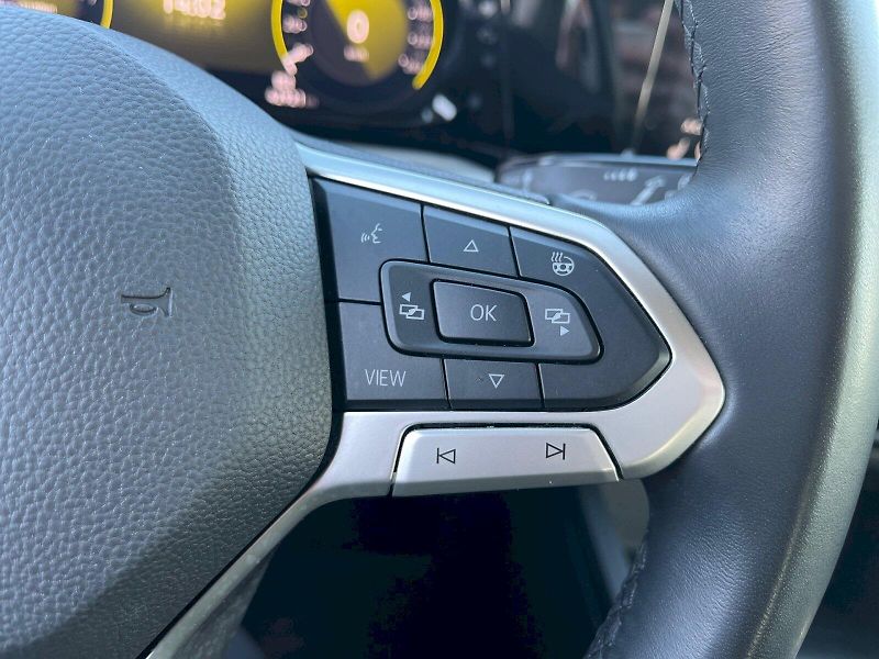 Volkswagen Golf (2022) Variant 1,0TSi 81kW Life 6G - fotka 28 z 33
