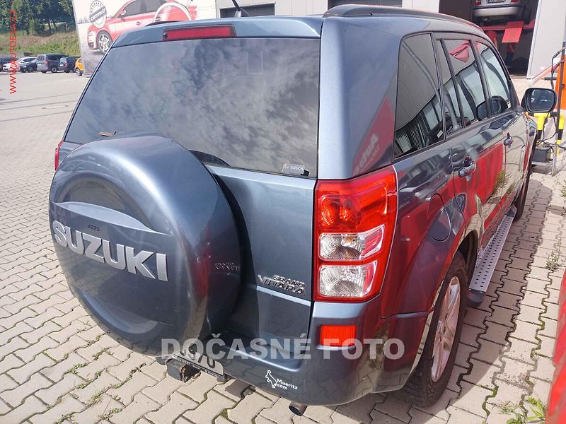 Suzuki Grand Vitara (2007) 1.9 - fotka 3 z 3